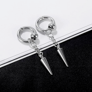 【RN115】ピアス　アクセサリー　イヤリング　メンズ　シルバー　円錐(イヤリング)