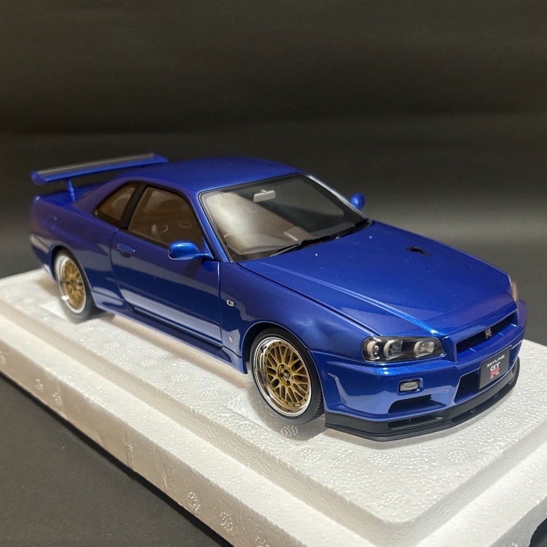 AUTOart(オートアート)のAUTOart NISSAN SKYLINE GT-R(R34) BBS  エンタメ/ホビーのおもちゃ/ぬいぐるみ(ミニカー)の商品写真