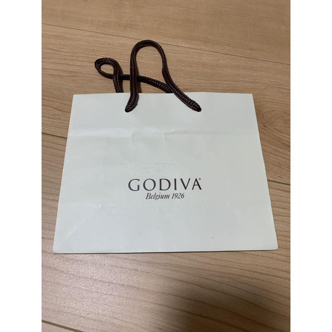 GODIVA(ゴディバ)のGODIVA紙袋 レディースのバッグ(ショップ袋)の商品写真