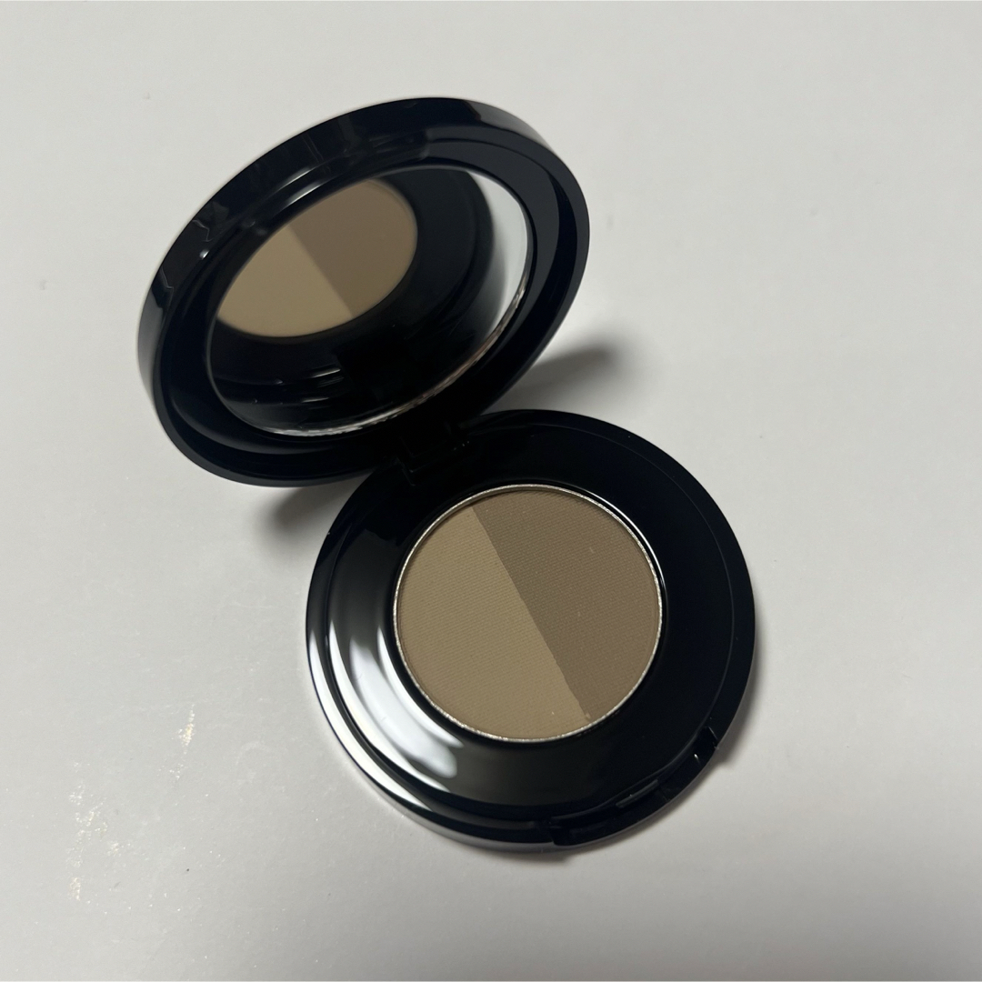 Sephora(セフォラ)の新品 アナスタシア ブロウパウダー DUO TAUPE タープ コスメ/美容のベースメイク/化粧品(パウダーアイブロウ)の商品写真