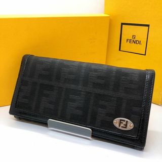 フェンディ(FENDI)の【極美品】フェンディ 二つ折り財布 ズッカ柄 PVC×レザー 長財布 小銭入れ(財布)