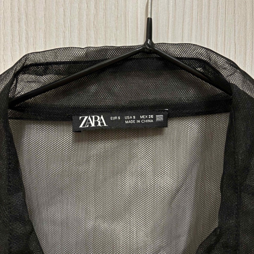 ZARA(ザラ)のZARA チュールシャツ　ブラック レディースのトップス(シャツ/ブラウス(長袖/七分))の商品写真