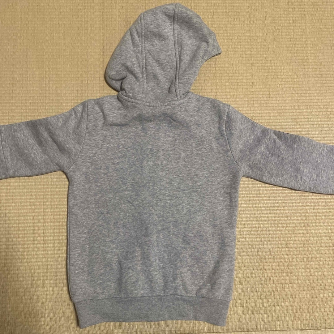 adidas(アディダス)のadidas パーカー　120 キッズ/ベビー/マタニティのキッズ服男の子用(90cm~)(ジャケット/上着)の商品写真