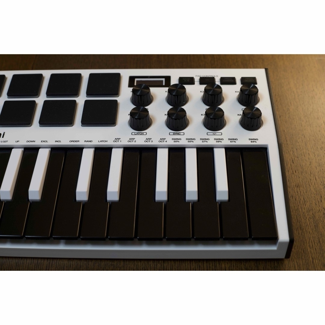 AKAI 25鍵 USB MIDI キーボードコントローラー MPK mini  楽器のDTM/DAW(その他)の商品写真