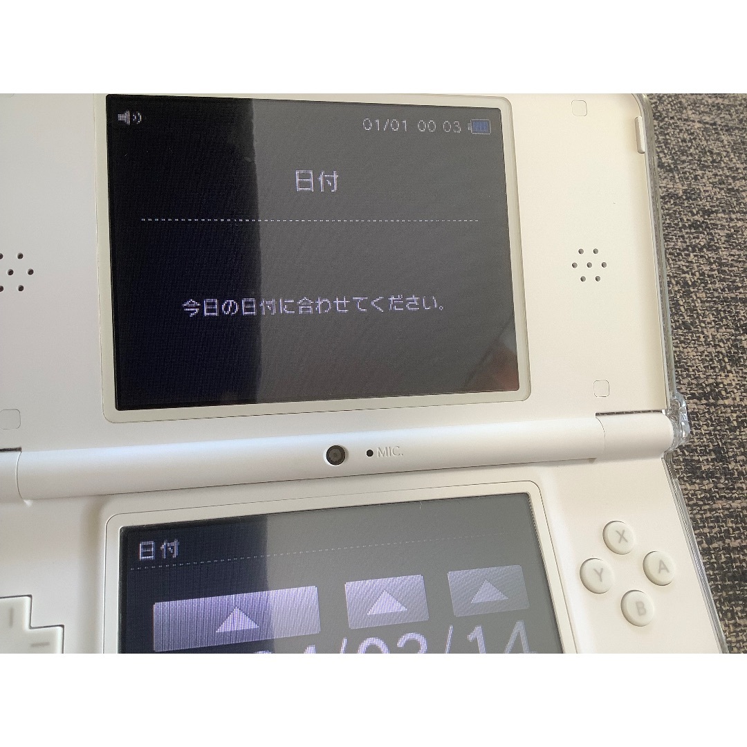 ニンテンドーDS(ニンテンドーDS)のNintendo DS i LL ホワイト エンタメ/ホビーのゲームソフト/ゲーム機本体(携帯用ゲーム機本体)の商品写真