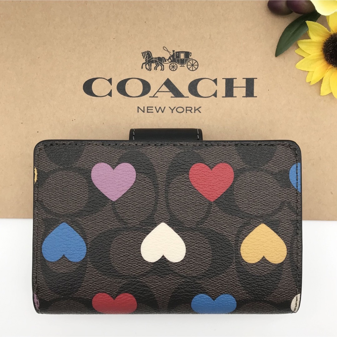 COACH ★大人気★ ミディアムコーナージップウォレット ハートプリント 新品