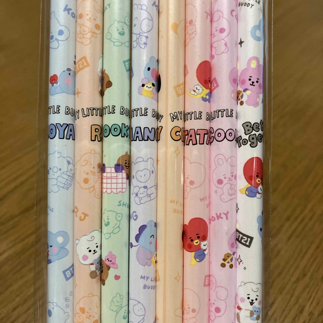 BT21(ビーティーイシビル)のbt21 2B鉛筆 エンタメ/ホビーのアート用品(鉛筆)の商品写真