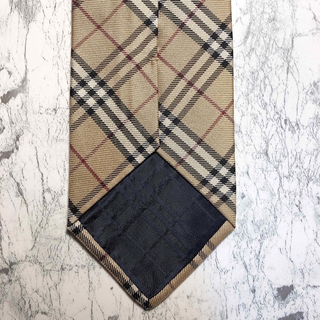 BURBERRY(バーバリー)の【お慶様専用】BUBERRY LONDON ネクタイ　ノバチェック　ベージュ メンズのファッション小物(ネクタイ)の商品写真