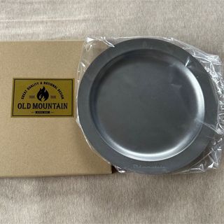 バリスティクス(BALLISTICS)の新品 OLD MOUNTAIN OLD MEAL DISH プレート リムロゴ(食器)