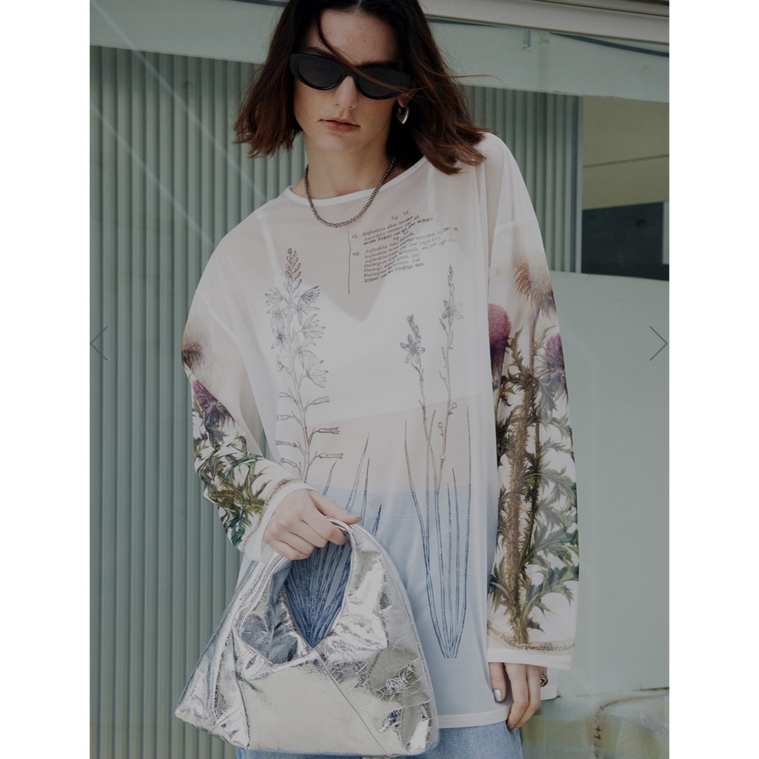Ameri VINTAGE - VINTAGE ILLUSTRATION PRINT SHEER TOPの通販 Ameri VINTAGE - VINTAGE ILLUSTRATION PRINT SHEER TOPの通販