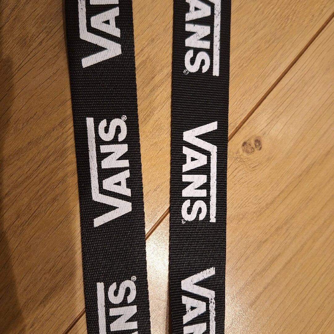 VANS(ヴァンズ)のVANSサコッシュ　ラベンダー メンズのバッグ(ショルダーバッグ)の商品写真