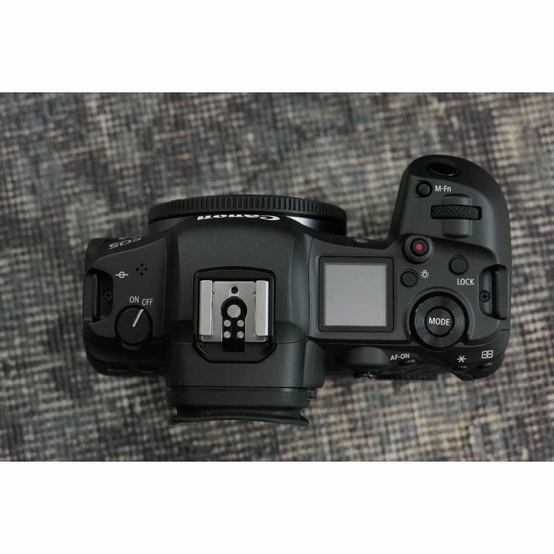 Canon(キヤノン)の【値下・美品】Canon EOS R5 + おまけ スマホ/家電/カメラのカメラ(デジタル一眼)の商品写真