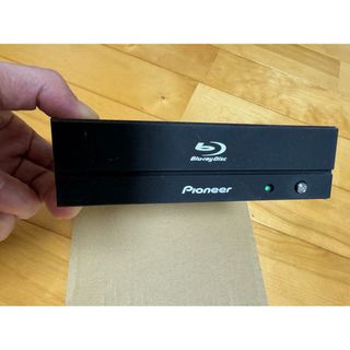 パイオニア(Pioneer)のパイオニア ブルーレイドライブ BDR-S07J中古(PCパーツ)