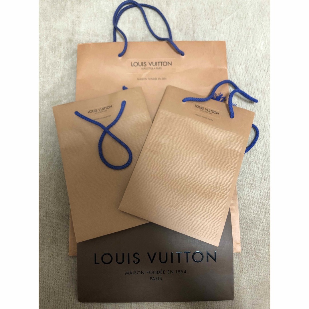 LOUIS VUITTON(ルイヴィトン)のルイヴィトン 紙袋 ショッパー LVLOUIS VUITTON 未使用 レディースのバッグ(ショップ袋)の商品写真