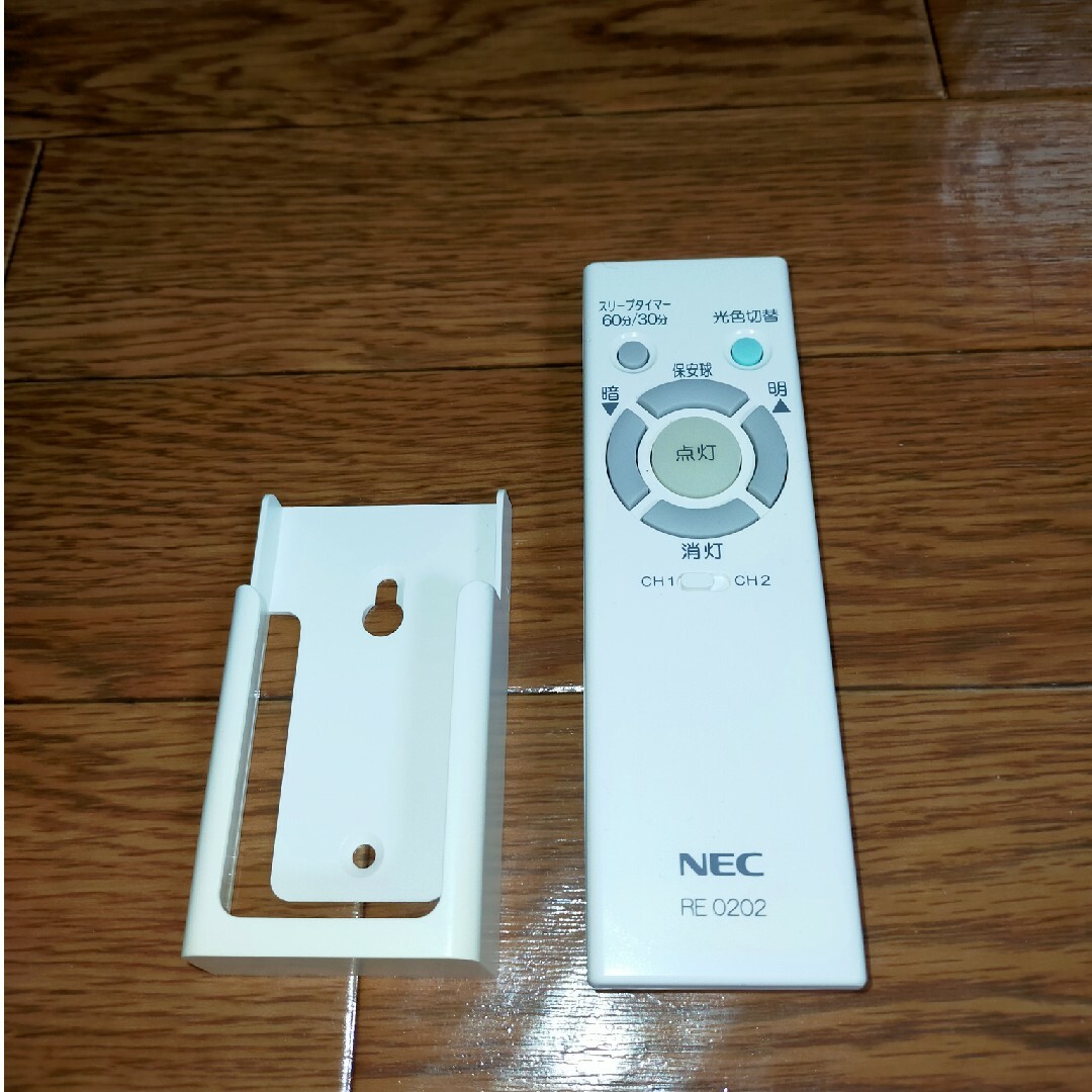 NEC(エヌイーシー)のNEC 照明器具用リモコン LEDシ−リングライト用  RE0202 インテリア/住まい/日用品のライト/照明/LED(天井照明)の商品写真