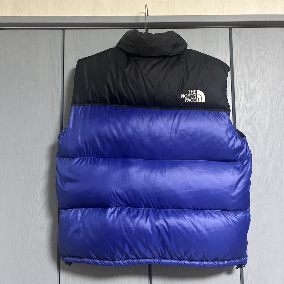 THE NORTH FACE(ザノースフェイス)のTHE NORTH FACEノースフェイス ヌプシ ダウンベスト  メンズのジャケット/アウター(ダウンベスト)の商品写真