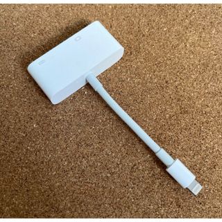 Apple - Apple Lightning to VGA 変換アダプタ A1439