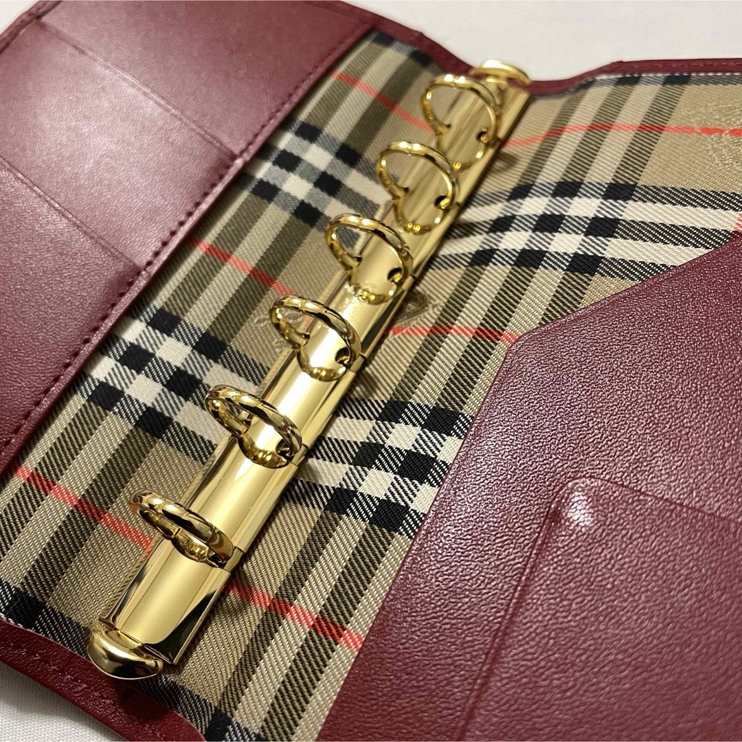 BURBERRY(バーバリー)の【未使用】BURBERRY LONDON  システム手帳  赤  ノバチェック レディースのファッション小物(その他)の商品写真