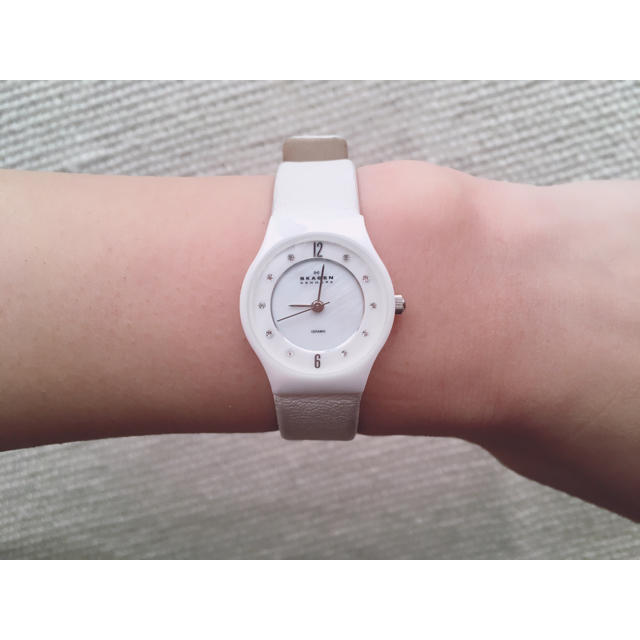 SKAGEN(スカーゲン)のwhite watch レディースのファッション小物(腕時計)の商品写真