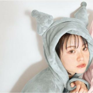 マイメロディ(マイメロディ)の同梱700円引き 新品 両面ボア クロミ 着ぐるみ ワンピース Lサイズ グレー(パジャマ)