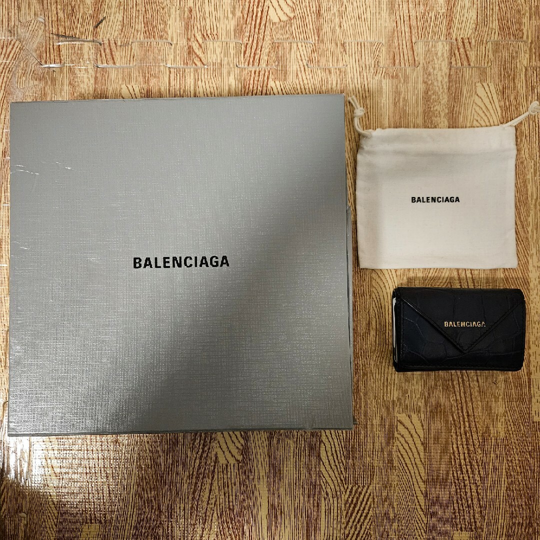 Balenciaga(バレンシアガ)の【BALENCIAGA】 ペーパーミニ　クロコ型押しレザー三つ折り財布 メンズのファッション小物(折り財布)の商品写真