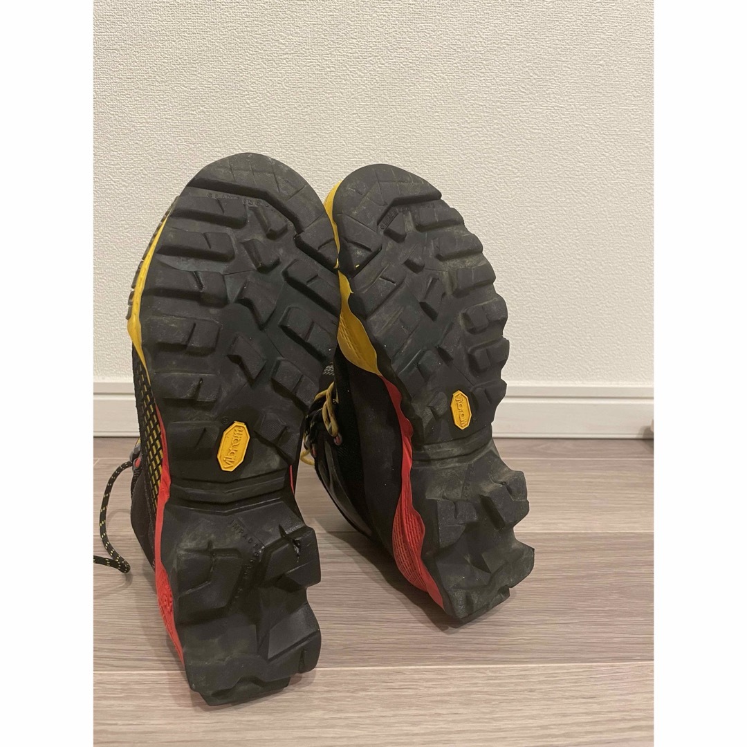 LA SPORTIVA(スポルティバ)のスポルティバ　エクイリビウム ST GTX スポーツ/アウトドアのアウトドア(登山用品)の商品写真