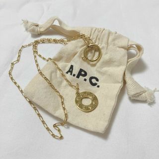 アーペーセー(A.P.C)のアーペーセー　A.P.C. アクセサリー ゴールド系 ネックレス ペンダント金色(ネックレス)