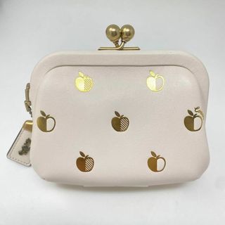 COACH - ✨先着1点限り✨COACH コインケース リンゴ がま口 アイボリー りんご