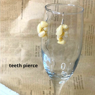 teeth pierce 歯のピアス🦷(ピアス)