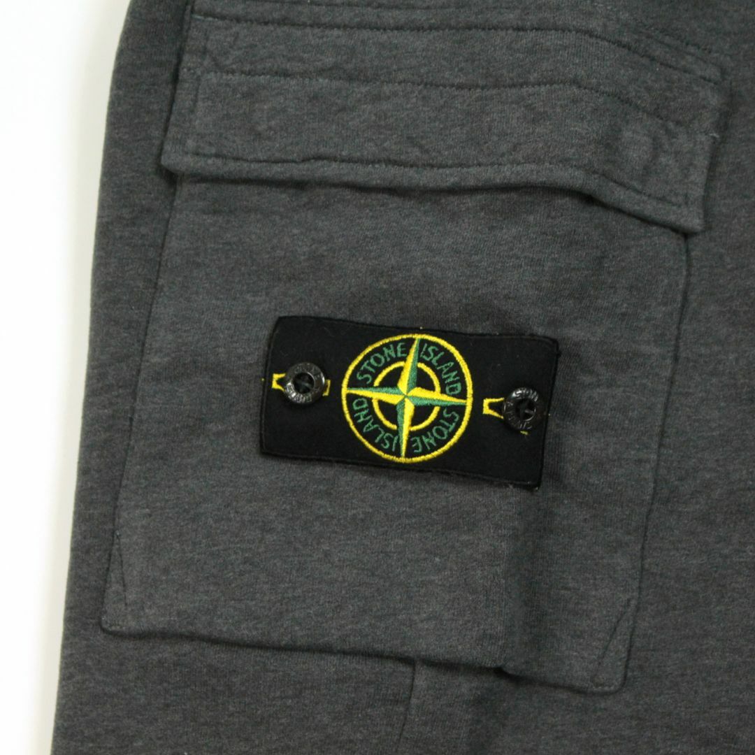 STONE ISLAND(ストーンアイランド)のSTONE ISLAND　スウェット カーゴパンツ　ロゴパッチ　グレー　サイズL メンズのパンツ(ワークパンツ/カーゴパンツ)の商品写真