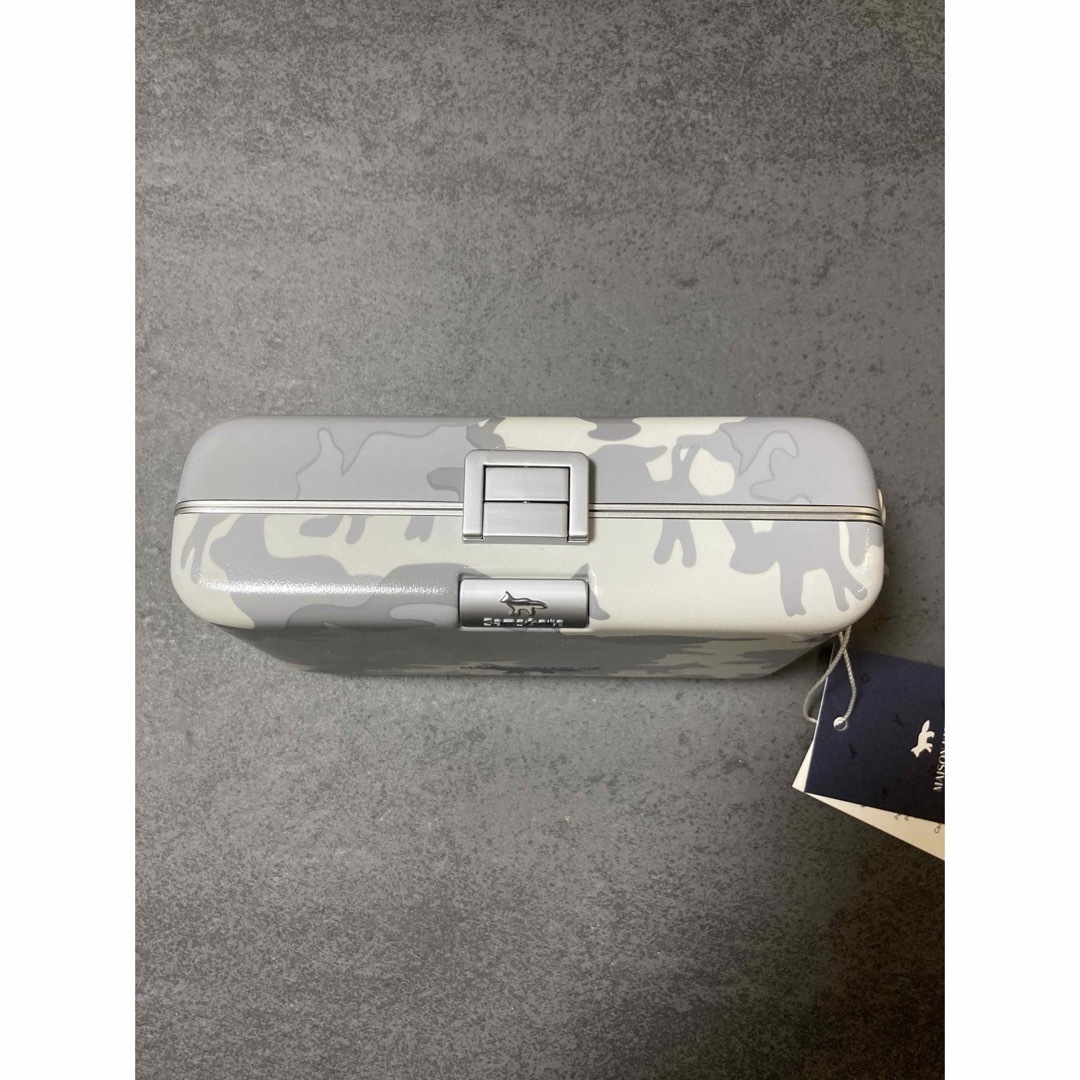 Maison Kitsuné ×Samsonite　スモールクロスボディバッグ MAISON KITSUNÉ x SAMSONITE | Maison Kitsuné