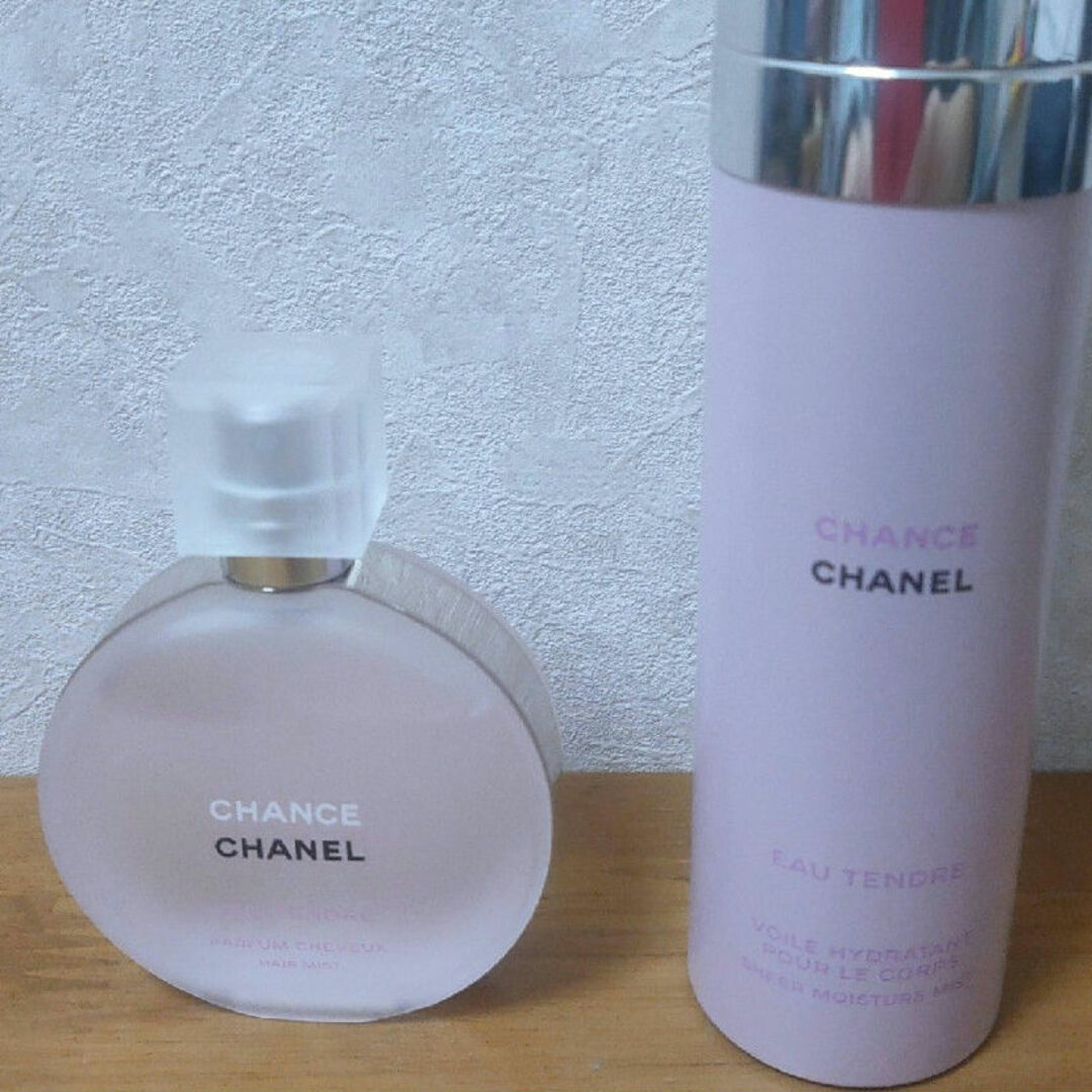 CHANEL(シャネル)のシャネル　オータンドゥル　ヘアミスト　モイスチャーミスト コスメ/美容のヘアケア/スタイリング(ヘアウォーター/ヘアミスト)の商品写真