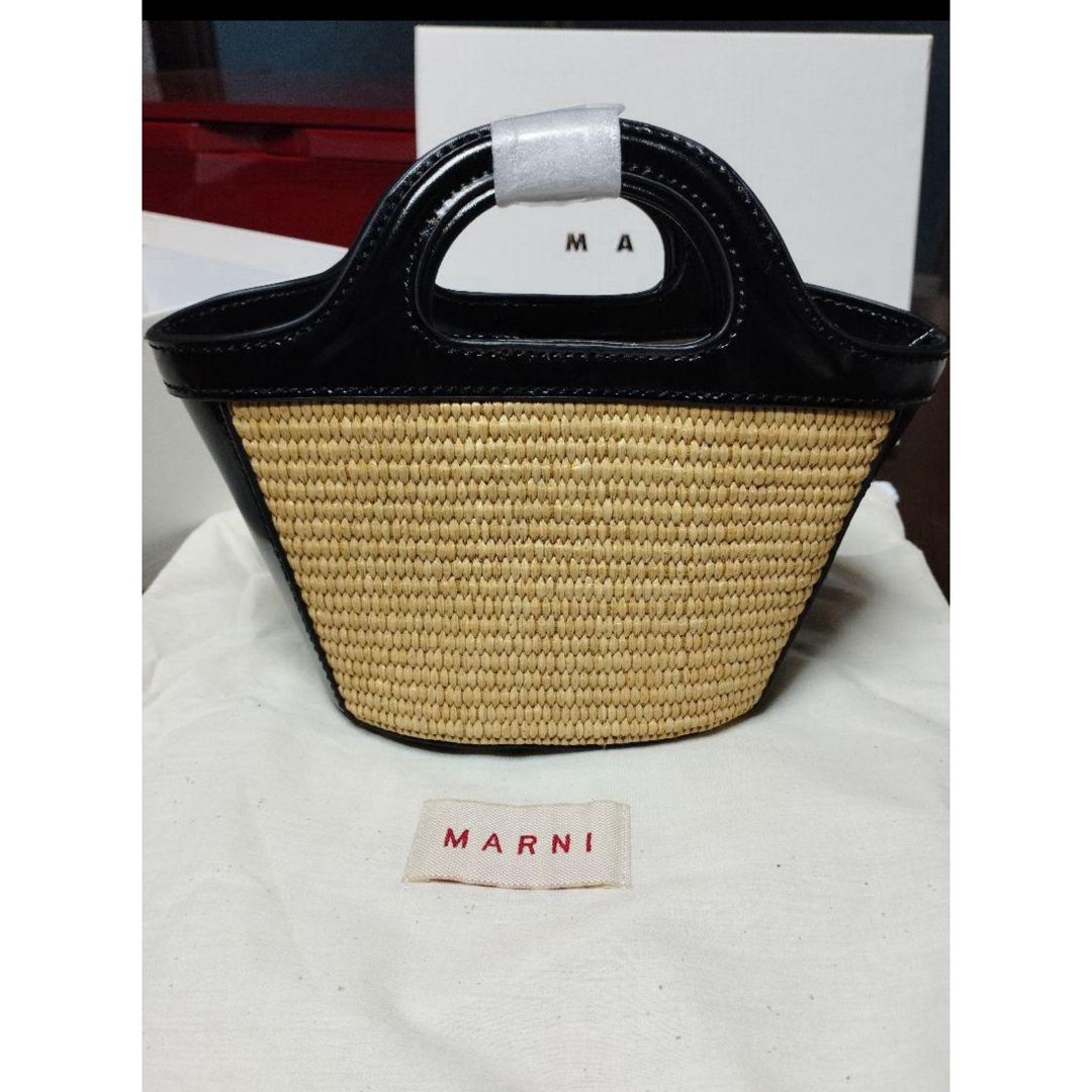 Marni(マルニ)のMARNI トロピカリア　大人気カゴバック　春　美品 レディースのバッグ(かごバッグ/ストローバッグ)の商品写真