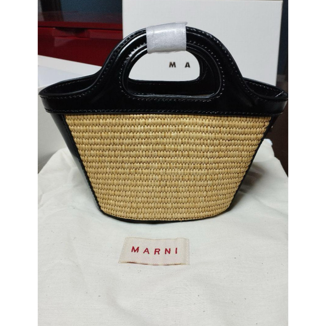 Marni(マルニ)のMARNI トロピカリア　大人気カゴバック　春　美品 レディースのバッグ(かごバッグ/ストローバッグ)の商品写真