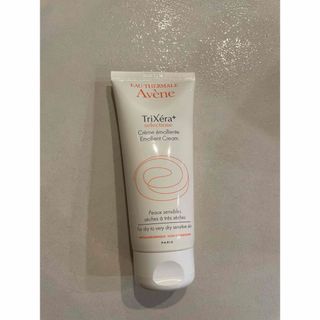 アベンヌ(Avene)のAvene トリクセラプラス エモリエントクリーム　敏感肌用(ボディクリーム)