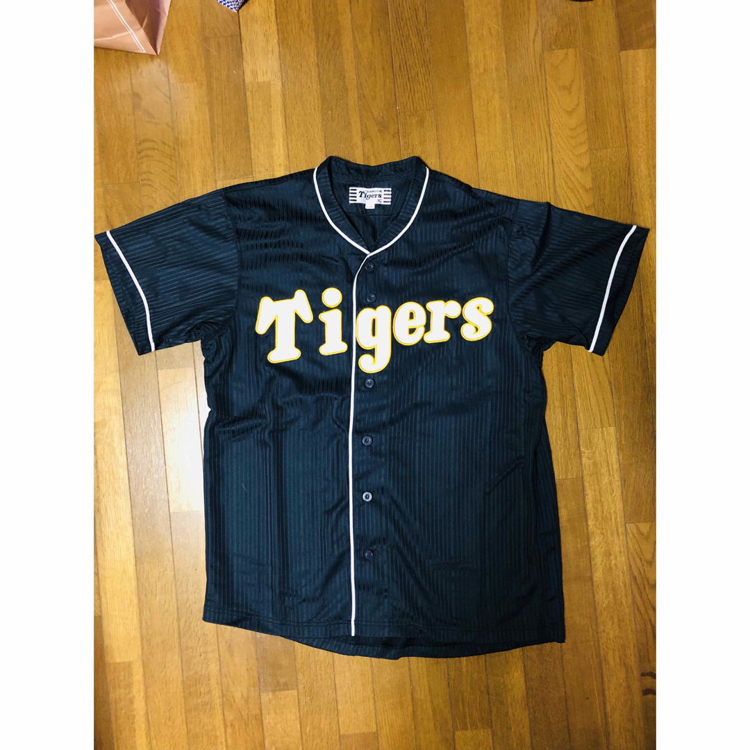 阪神タイガース - 阪神タイガース刺繍ワッペンユニフォームの 阪神タイガース - 阪神タイガース刺繍ワッペンユニフォームの