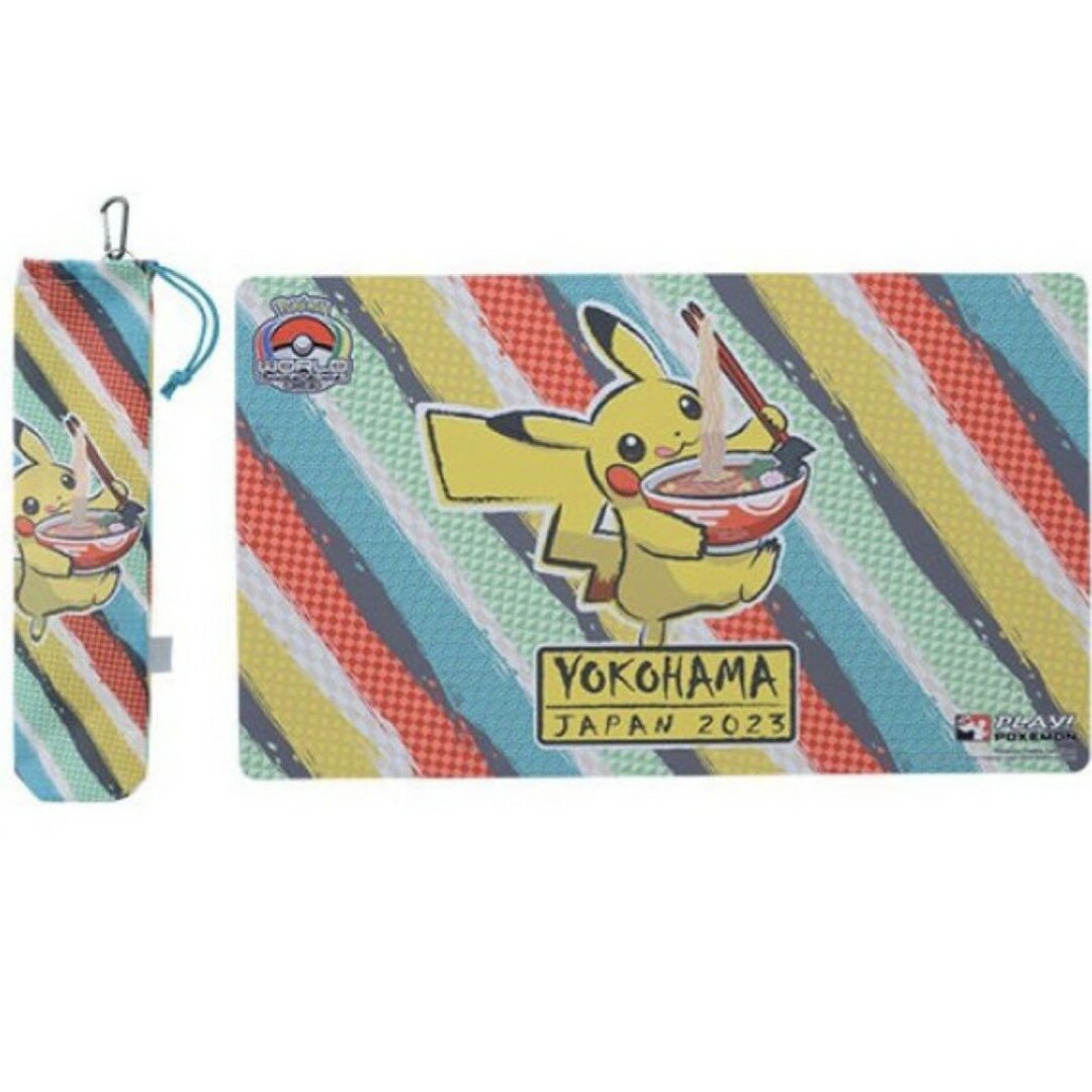 ポケモン(ポケモン)の新品未使用 ポケモンWCS2023横浜 限定プレイマット ラーメンピカチュウ エンタメ/ホビーのトレーディングカード(カードサプライ/アクセサリ)の商品写真