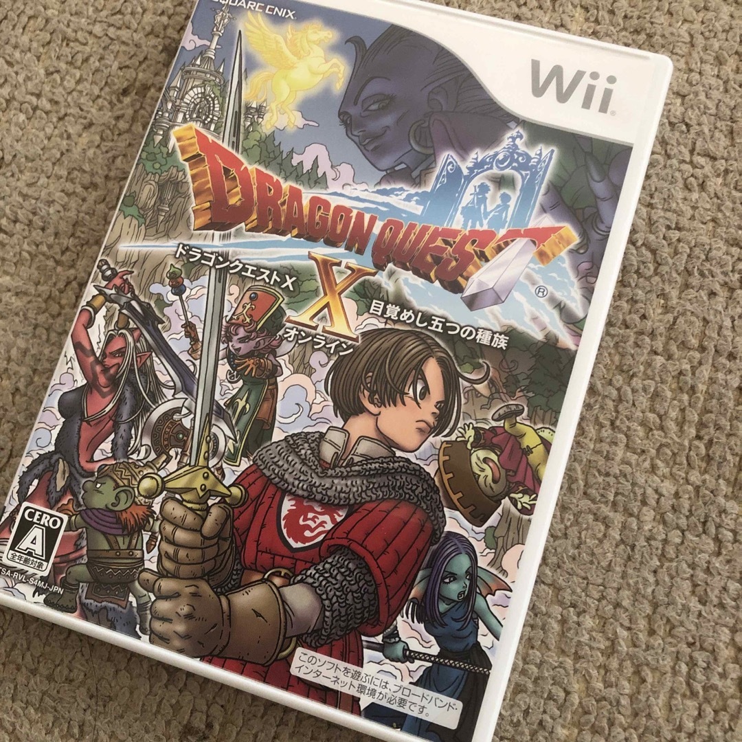 Wii(ウィー)のドラゴンクエストX 目覚めし五つの種族 オンライン 　Wii エンタメ/ホビーのゲームソフト/ゲーム機本体(家庭用ゲームソフト)の商品写真