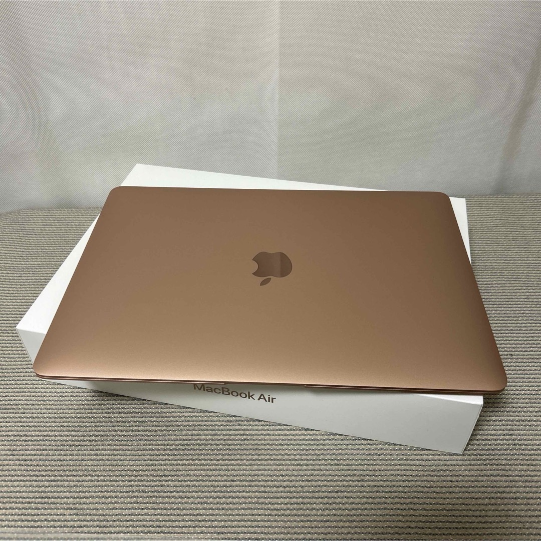Mac (Apple)(マック)のApple MacBook Air 2020 M1 GOLD フルカバーセット♪ スマホ/家電/カメラのPC/タブレット(ノートPC)の商品写真