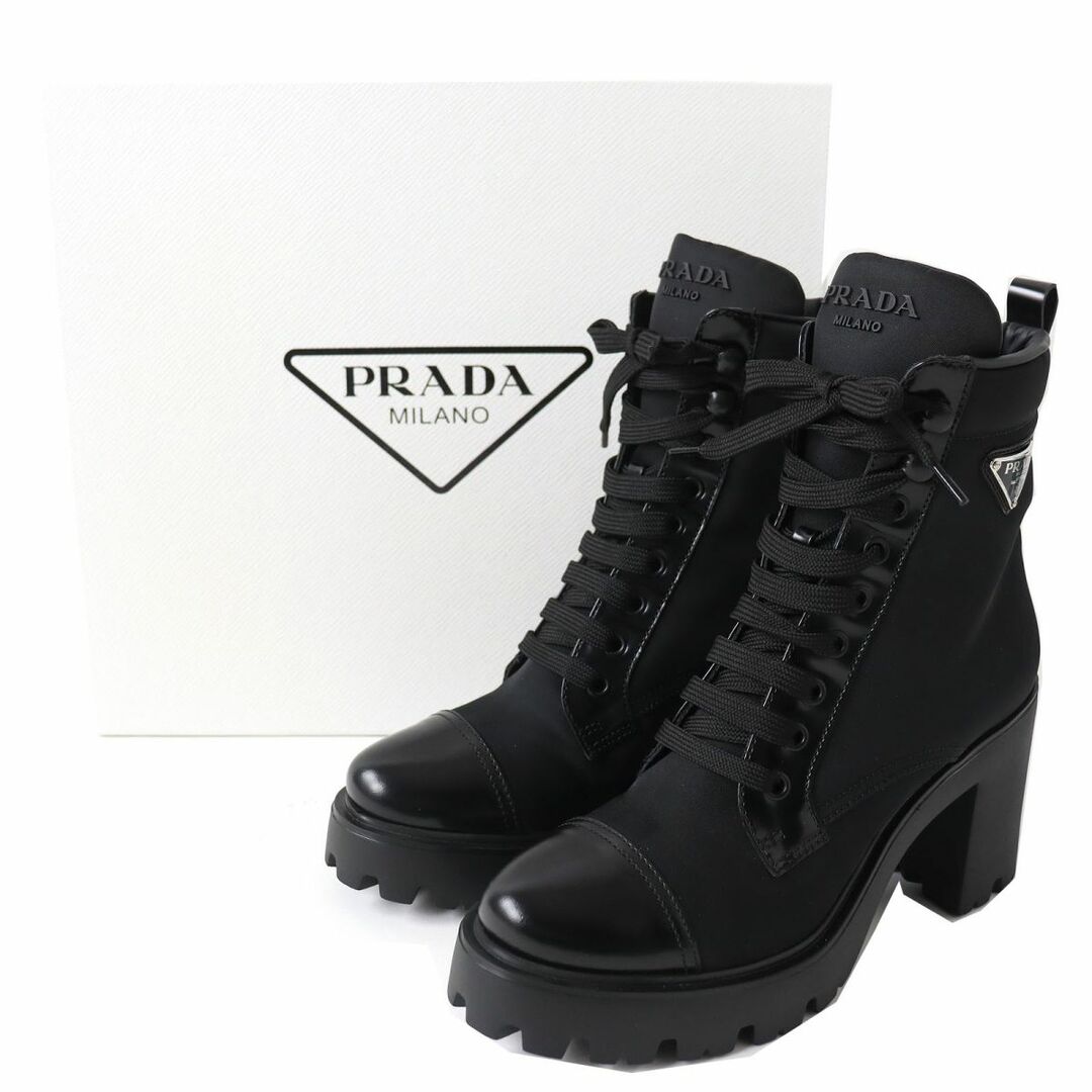 PRADA(プラダ)の極美品△23AW PRADA プラダ 1T239N トライアングルプレート Re-nylon×レザー アンクルブーツ/ショートブーツ ブラック 38 定価214,500円 レディースの靴/シューズ(ブーツ)の商品写真