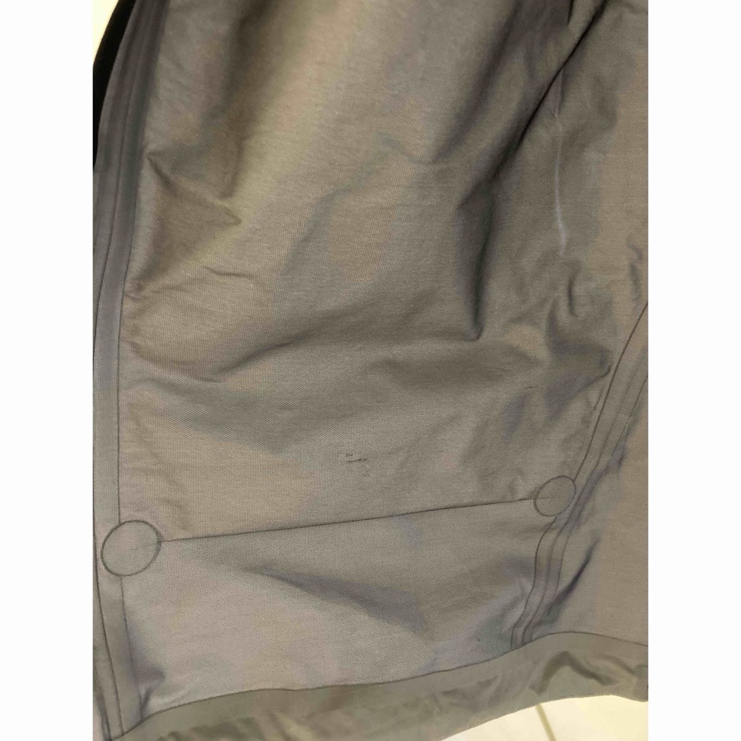 ARC'TERYX(アークテリクス)のアークテリクス　ベータジャケット　ブラック レディースのジャケット/アウター(ナイロンジャケット)の商品写真