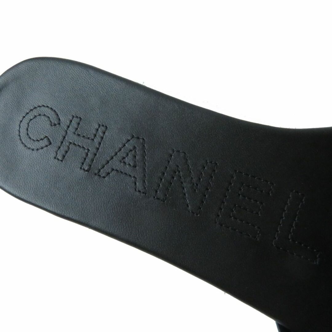 CHANEL(シャネル)の未使用◎伊製 CHANEL シャネル 23P G39916 レディース ココマーク メッシュ×パテントカーフスキン ミュール／サンダル 黒 35 1／2C 箱袋 レディースの靴/シューズ(ミュール)の商品写真