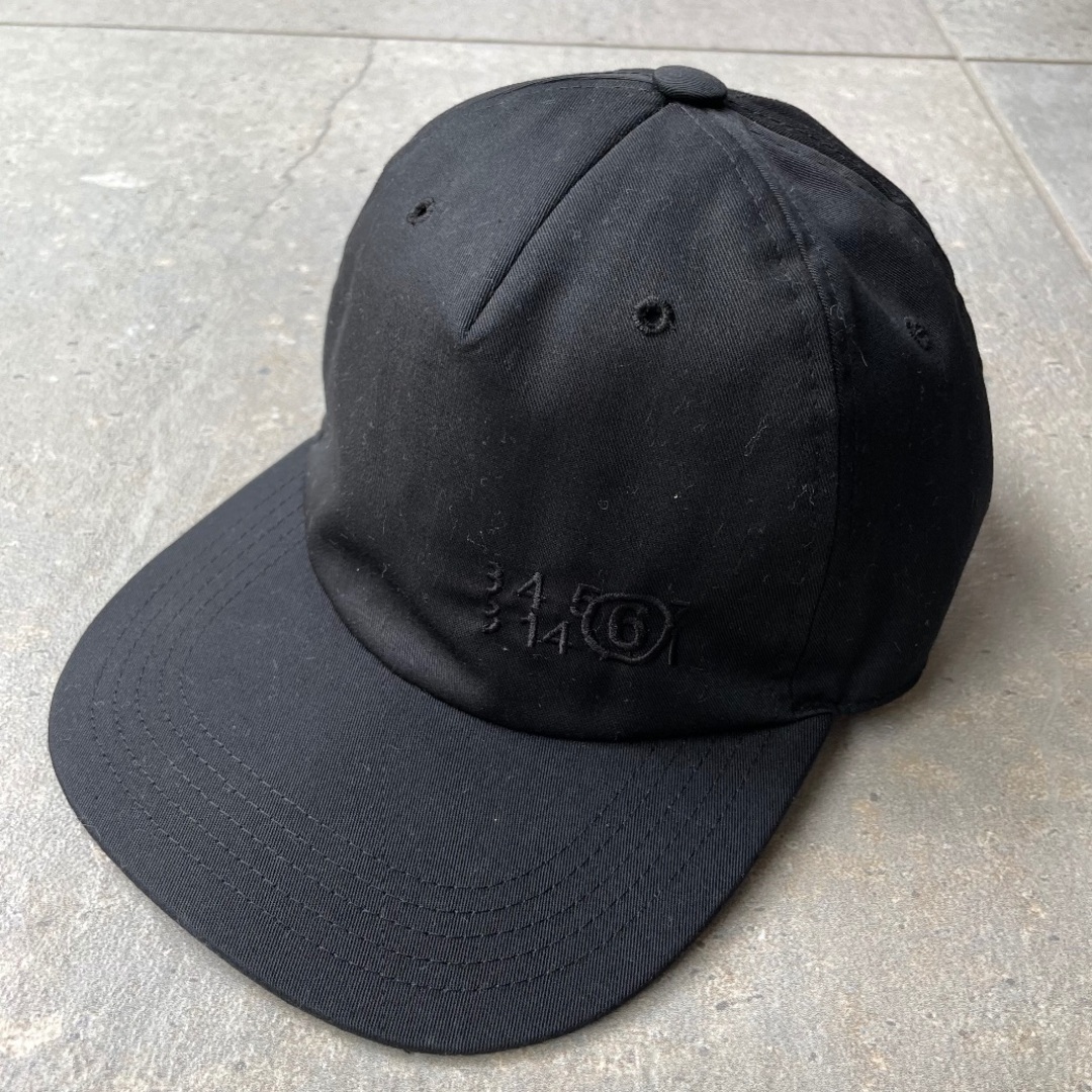 MM6(エムエムシックス)の【超美品】mm6 Maison Margiela CAP メンズの帽子(キャップ)の商品写真