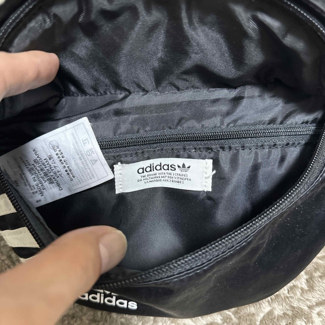 Originals（adidas）(オリジナルス)のadidas ボディーバック メンズのバッグ(ボディーバッグ)の商品写真