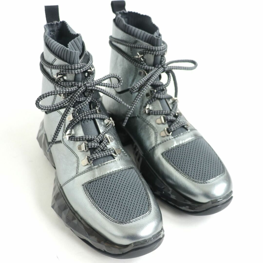 JIMMY CHOO(ジミーチュウ)の未使用□ジミーチュウ DIAMOND SPACE BOOT バケッタレザー×ニット スタースタッズ 6ホール ブーツ/ハイカットスニーカー シルバー 42 伊製 メンズの靴/シューズ(スニーカー)の商品写真