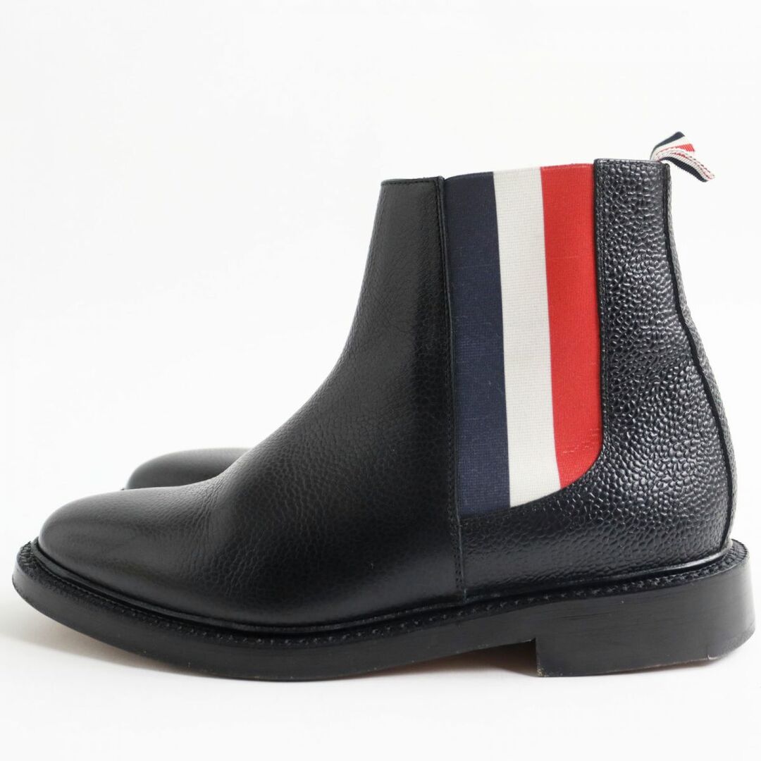 THOM BROWNE(トムブラウン)の美品●THOM BROWNE トムブラウン レザー トリコロール サイドゴアブーツ/チェルシーブーツ ブラック 6 イタリア製 メンズ メンズの靴/シューズ(ブーツ)の商品写真