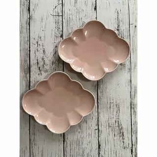 雲型ピンクオーバルプレート18cm 2枚 オシャレ 磁器 デザート皿(食器)