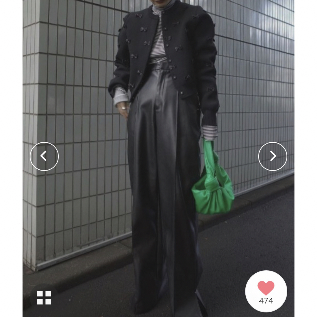 Ameri VINTAGE(アメリヴィンテージ)のPIN TUCK FAKE LEATHER PANTS レディースのパンツ(その他)の商品写真