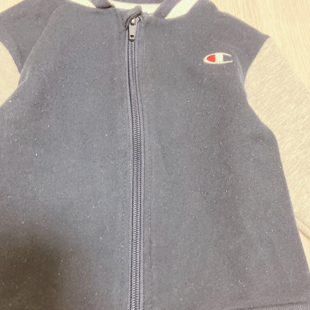 Champion(チャンピオン)の男の子　90 春秋　champion チャンピオン　スウェット　パーカー　ジップ キッズ/ベビー/マタニティのキッズ服男の子用(90cm~)(ジャケット/上着)の商品写真