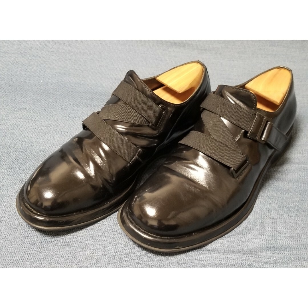 Giorgio Armani(ジョルジオアルマーニ)のGIORGIO ARMANI スリッポン レザー 黒 41.5 マーチン メンズの靴/シューズ(ドレス/ビジネス)の商品写真